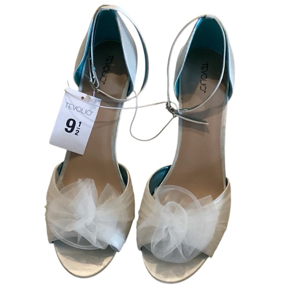 Tevolio Rylan Tulle Ankle Strap High Heels 9.5 NWT - Picture 2 of 10